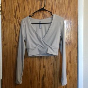 cream long sleeve crop top